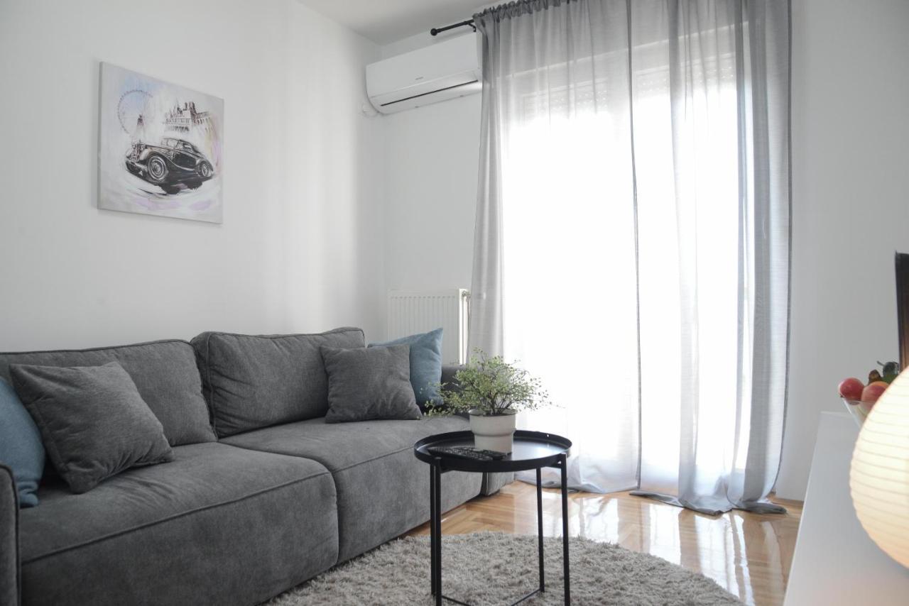 Apartment Dobraya Grey Novi Sad Exterior foto
