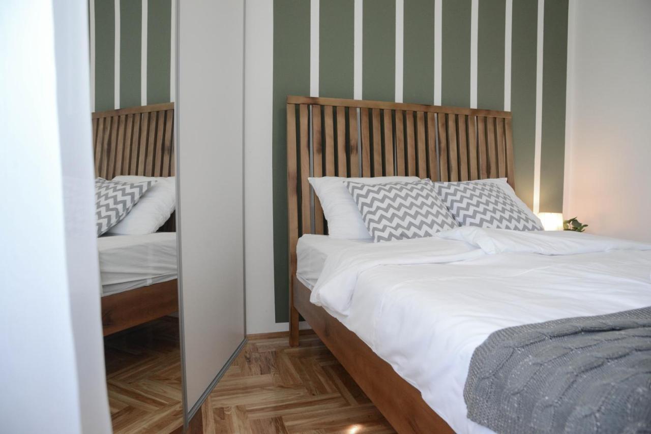 Apartment Dobraya Grey Novi Sad Exterior foto
